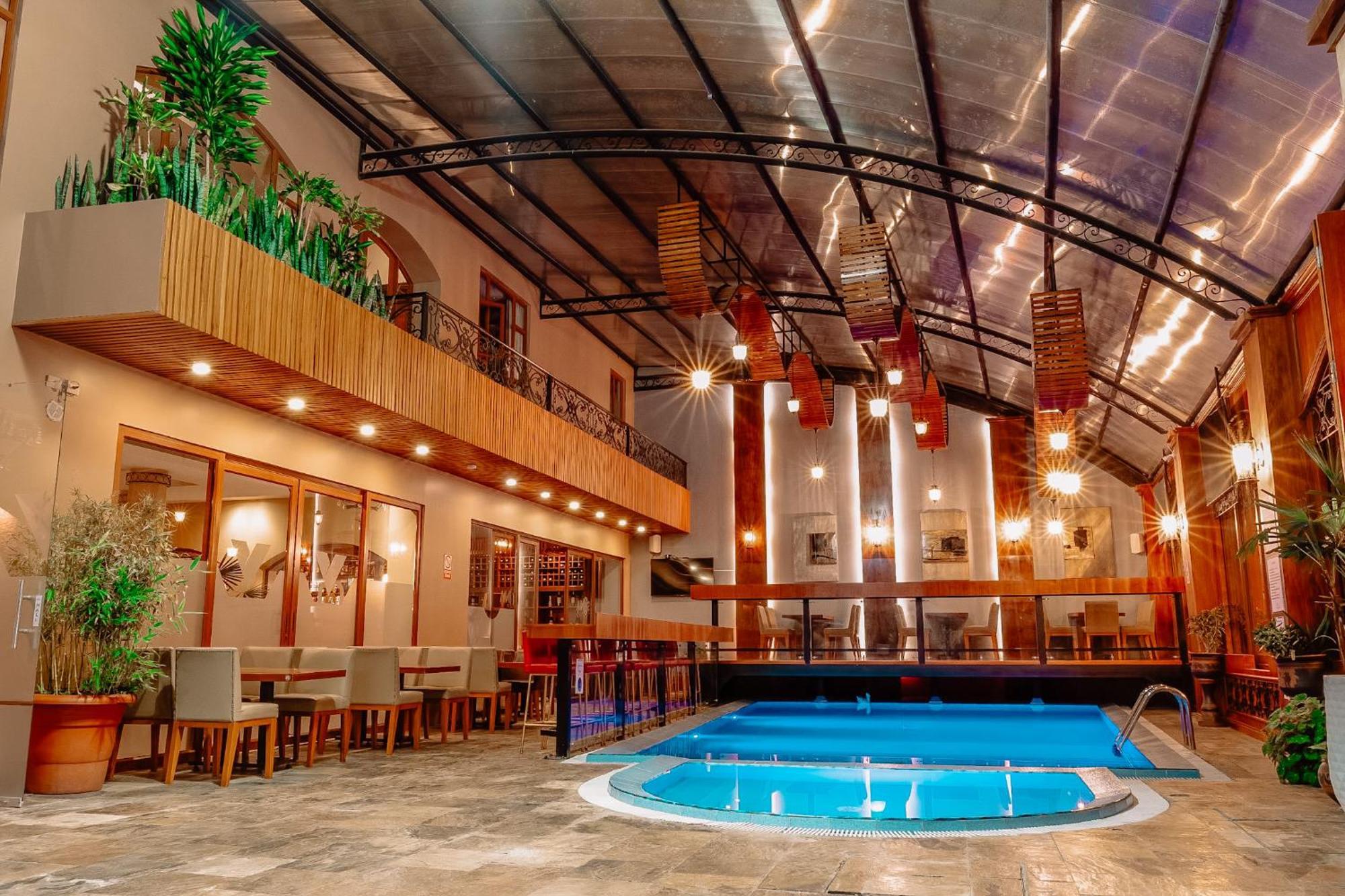 Grand Victoria Boutique Hotel Лоха Экстерьер фото