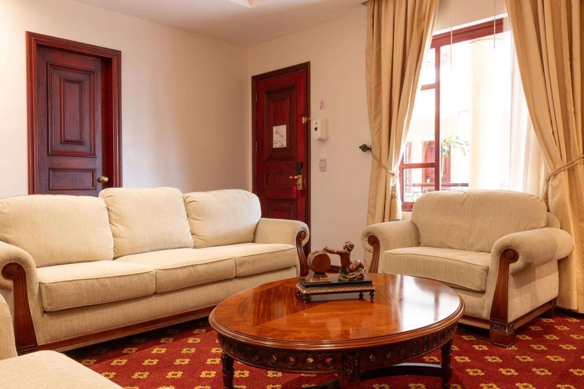 Grand Victoria Boutique Hotel Лоха Экстерьер фото